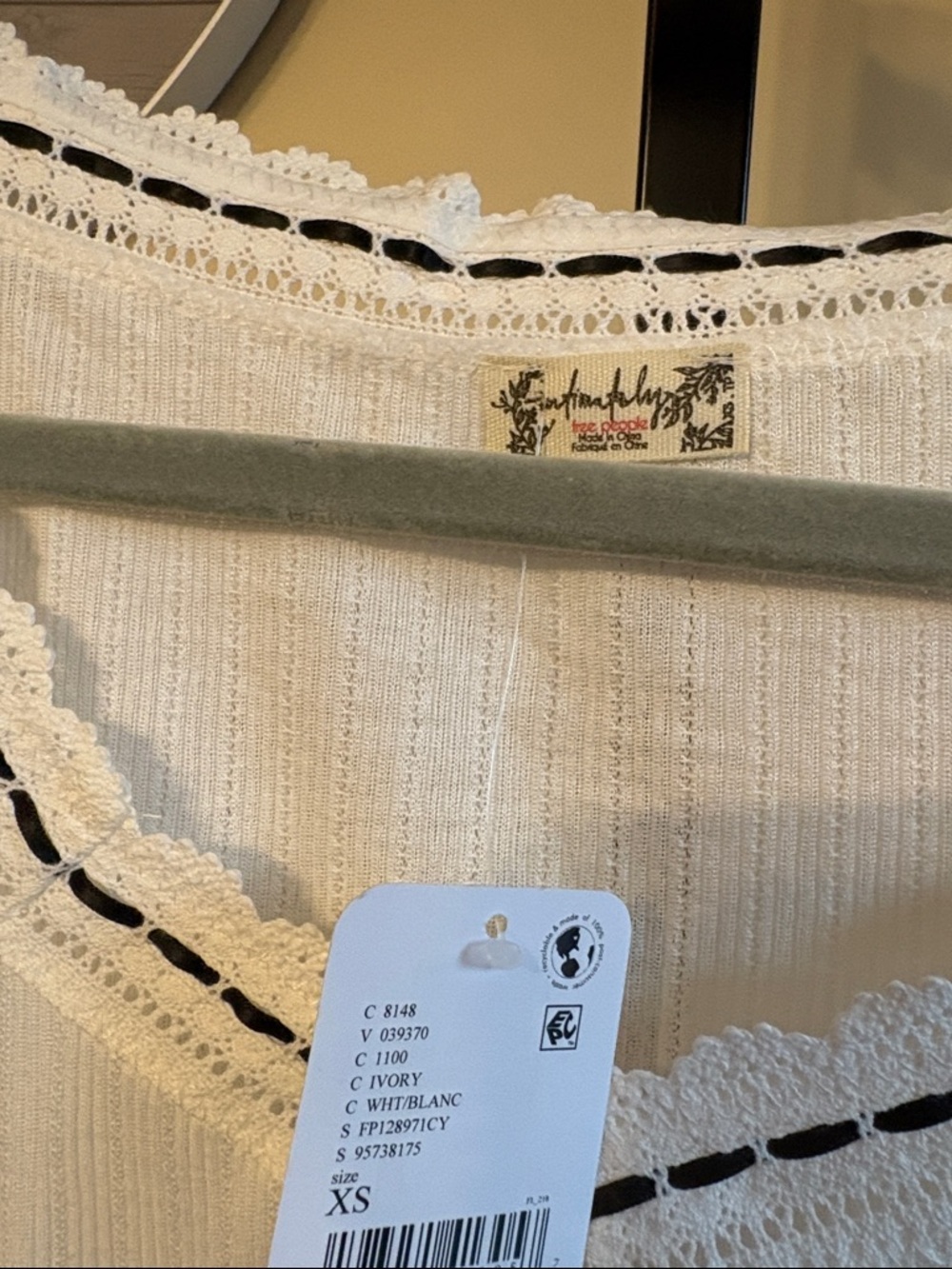 NWT Free People Ribbed V-Neck Long Sleeve Top - Picture 5 of 8